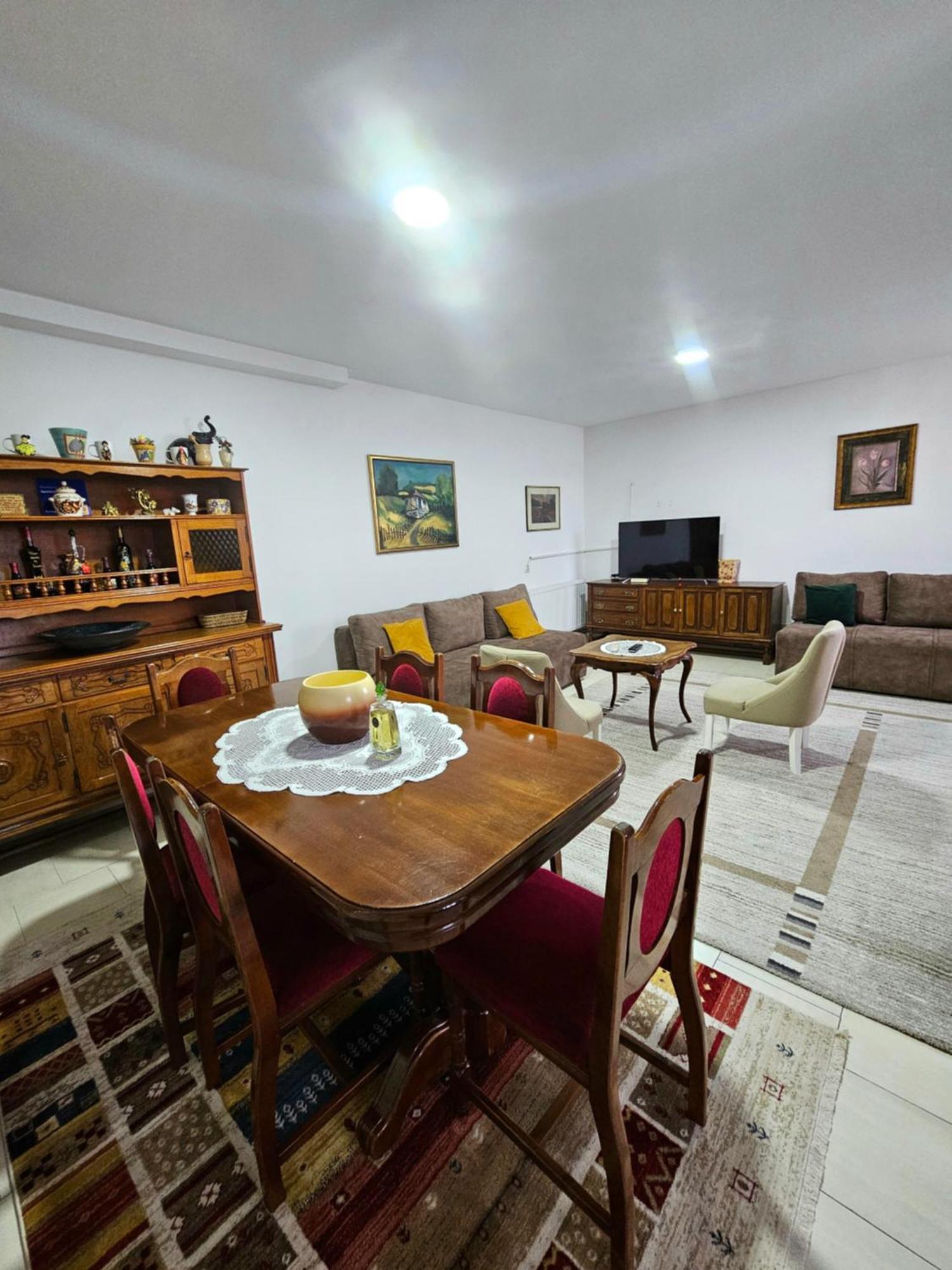 Juga Apartment *